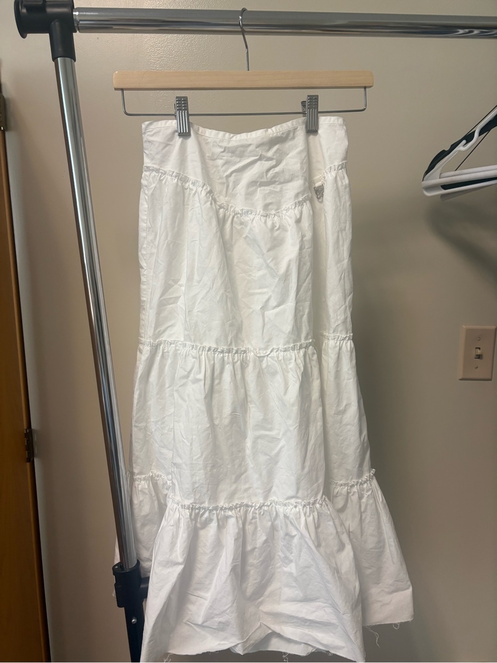 Glowny white rodeo tiered ruffle skirt - Picture 4 of 6